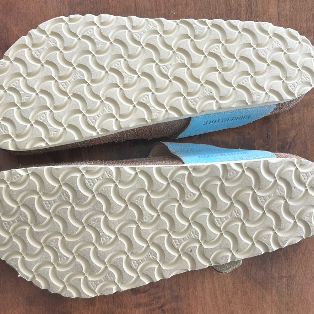 Woman’s Gizeh sandals - Picture 2 of 2